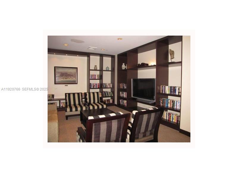 Alquiler de apartamento en Harbor Tower at Waterways 1204