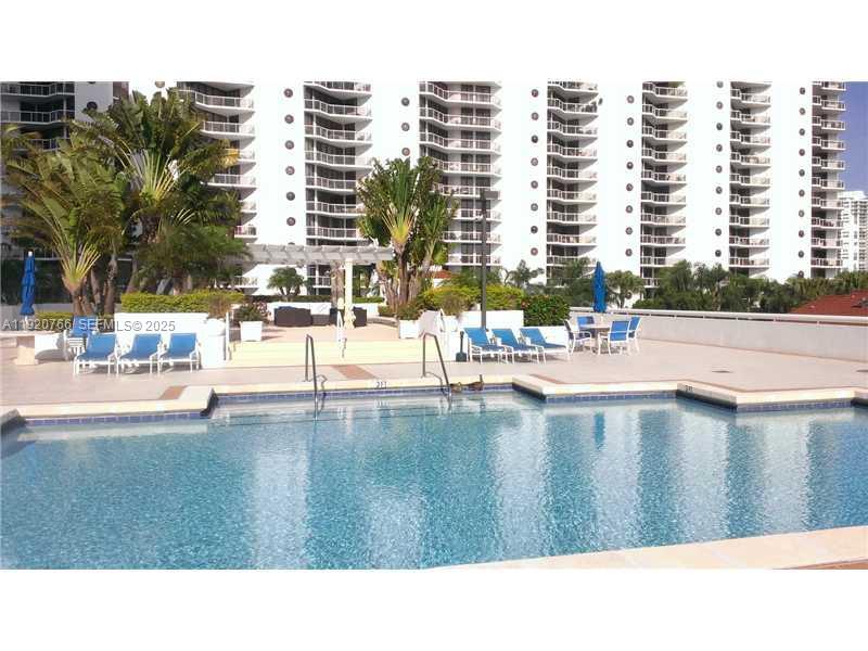 Alquiler de apartamento en Harbor Tower at Waterways 1204