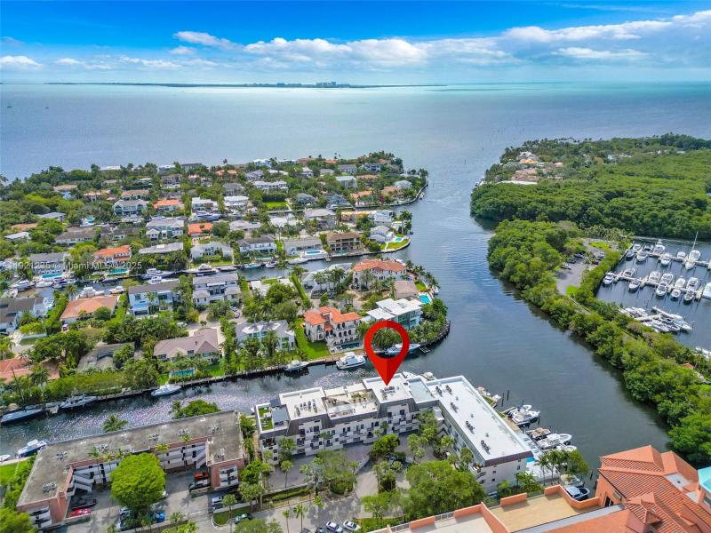 Gables Harbour Apt #315