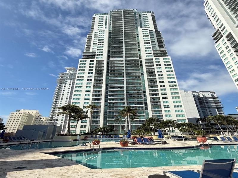 Vizcayne South Tower Apt #908