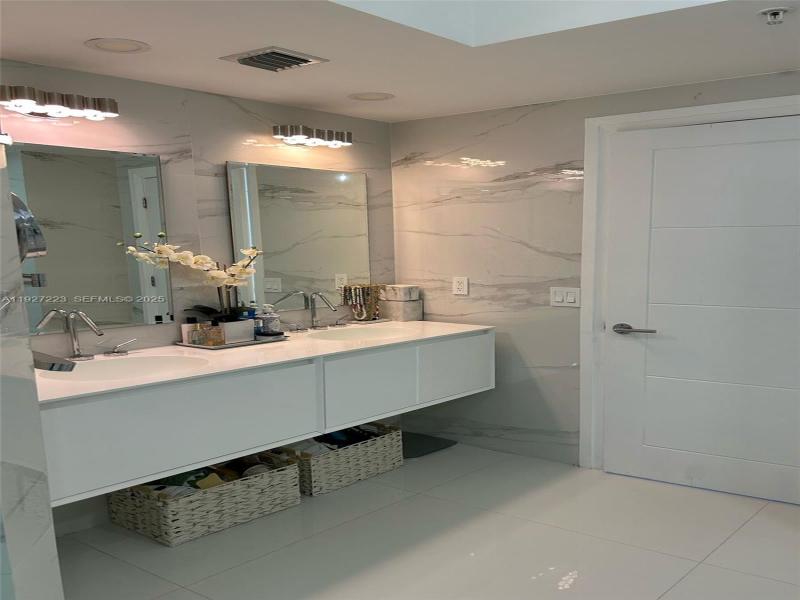 Comprar apartamento en King David 1001