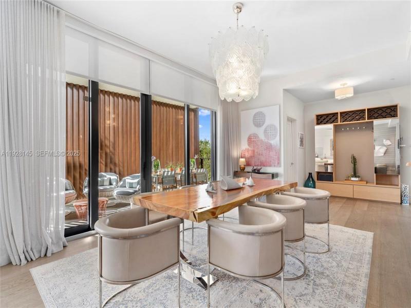 Comprar apartamento no The Fairchild Coconut Grove 403