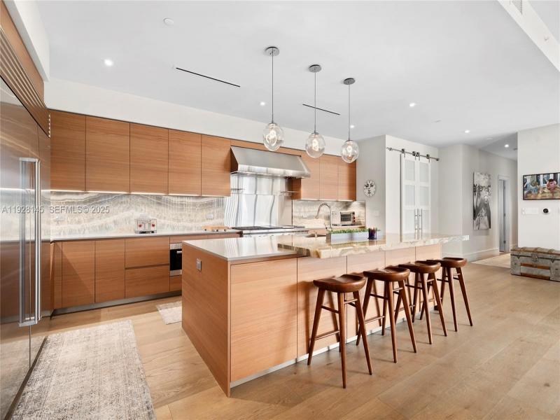 Comprar apartamento no The Fairchild Coconut Grove 403