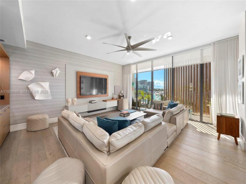 The Fairchild Coconut Grove Apt #403