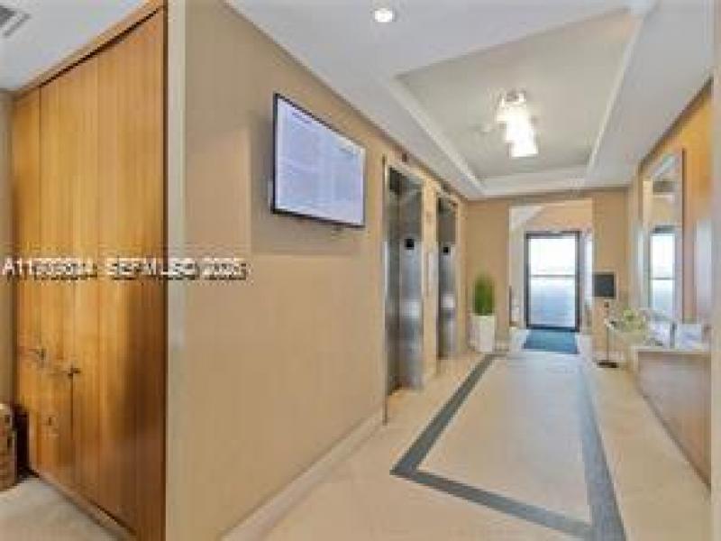 Condo for sale at Palm Bay Condo 6E