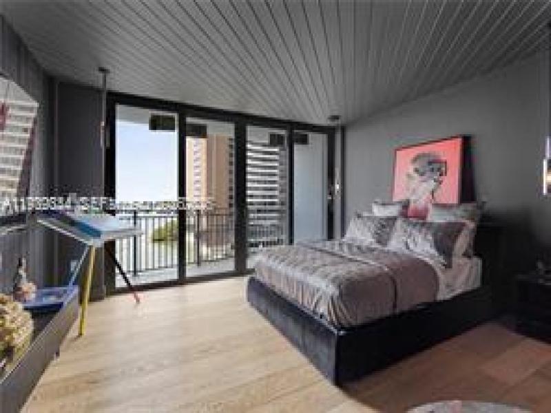 Condo for sale at Palm Bay Condo 6E