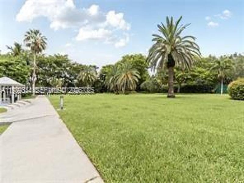 Condo for sale at Palm Bay Condo 6E