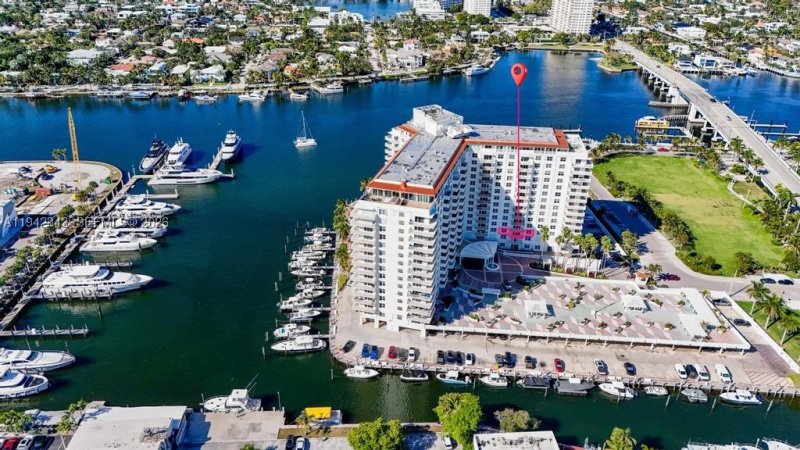 Condo for sale at The Venetian 306