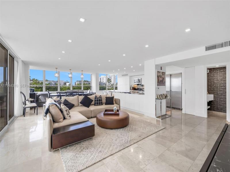 Condo for sale at Costa Brava 411