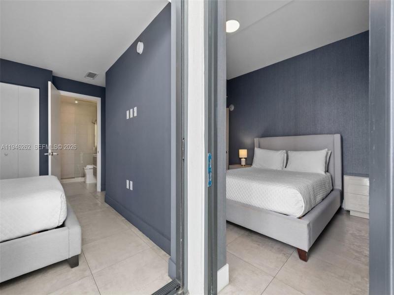 Condo for sale at Smart Brickell Residences 2303