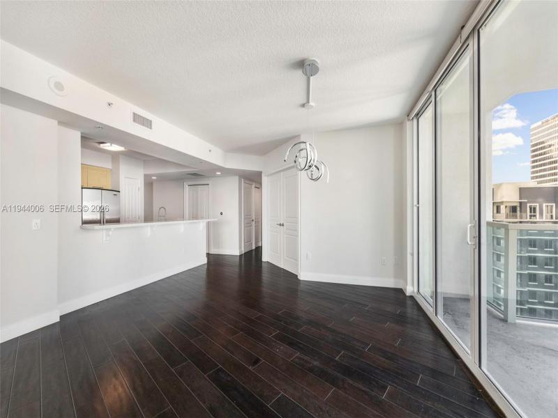 Condo for sale at 350 Las Olas Place 870