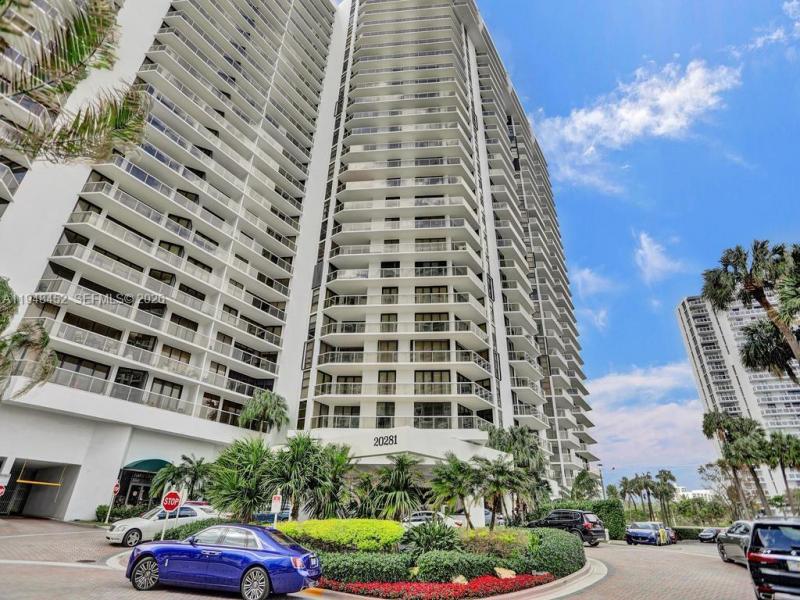 Comprar apartamento en Hamptons West 405