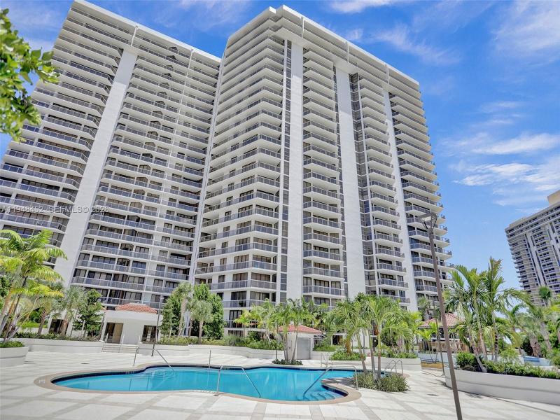 Comprar apartamento en Hamptons West 405