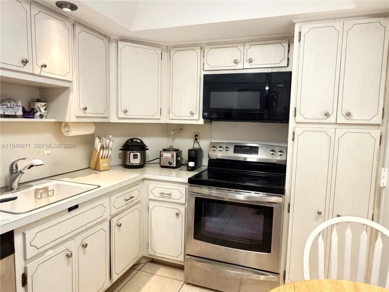 Property photo # 7