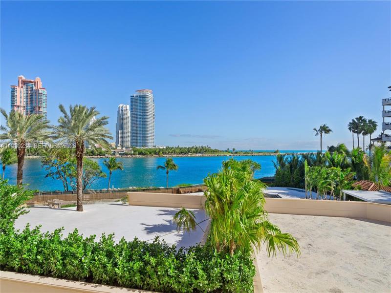 Condo for sale at Palazzo Del Mare 7124