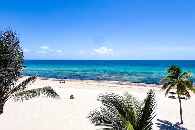 Sage Beach Apt #4b