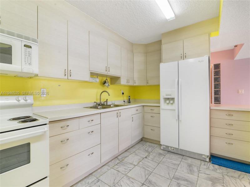 Property photo # 3