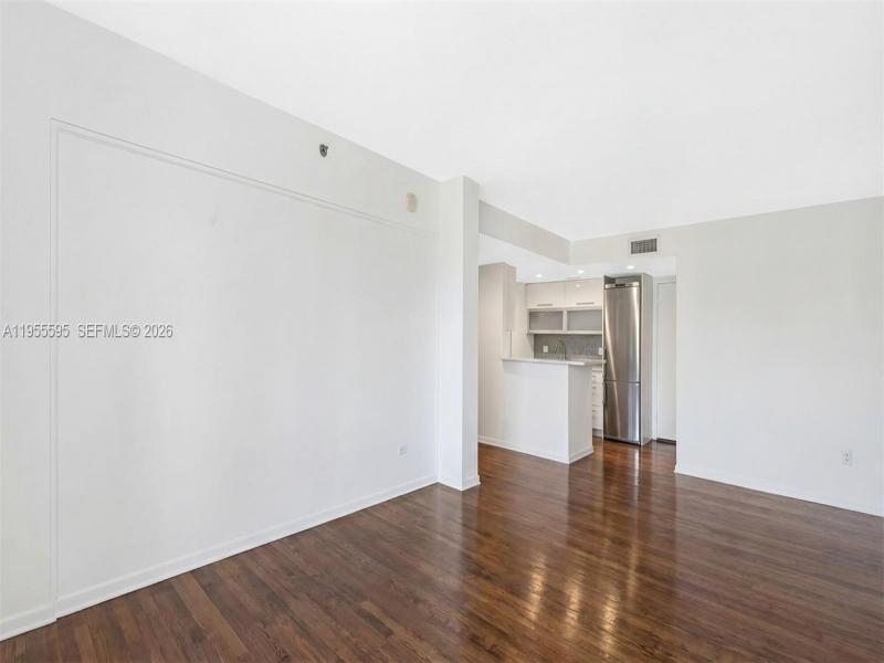 Comprar apartamento en The Ambassadors 405