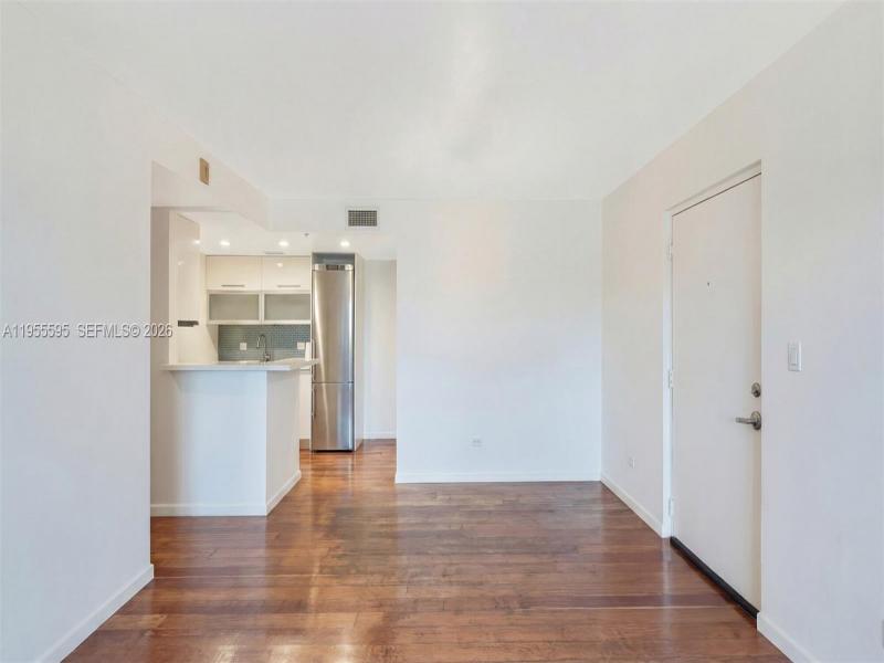 Comprar apartamento en The Ambassadors 405