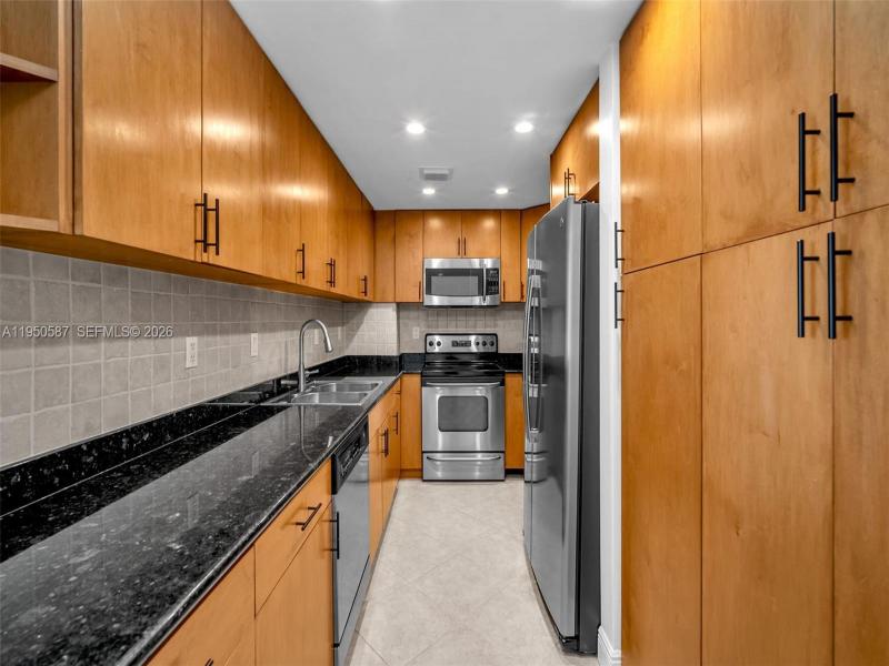Property photo # 6