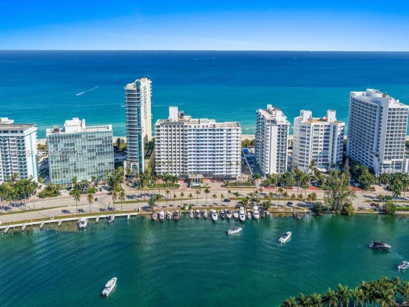 Comprar apartamento en Carriage Club North 504