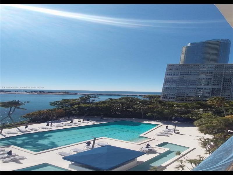 Condo for sale at Brickell Bay Club 602