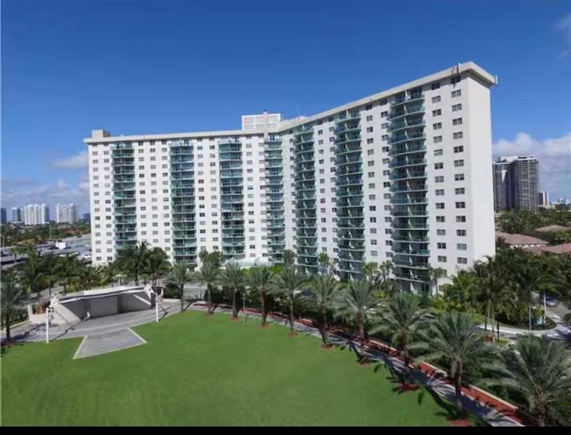 Ocean Reserve Apt #301