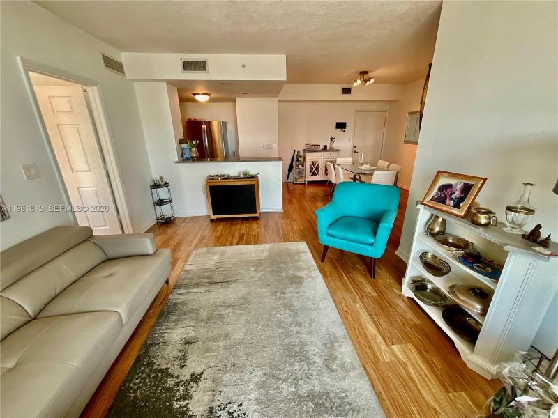 Property photo # 9