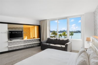 1100 West Condo (Mondrian located) Apt #408