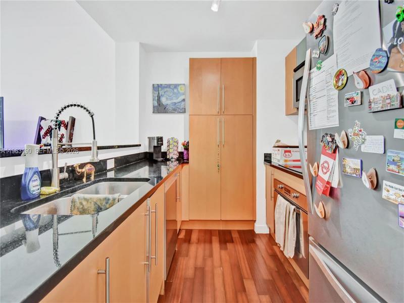 Property photo # 6