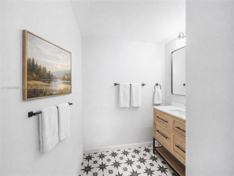 Condo for sale at Olympus Towers 1214