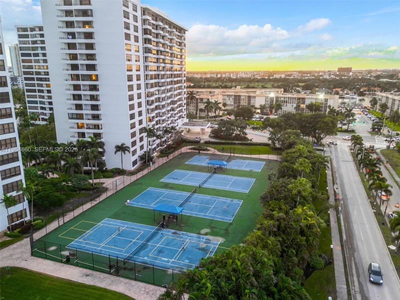 Condo for sale at Olympus Towers 1214