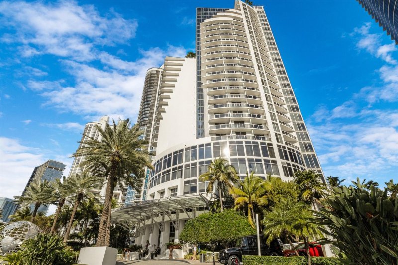 Trump International Sonesta Beach Resort Apt #2614