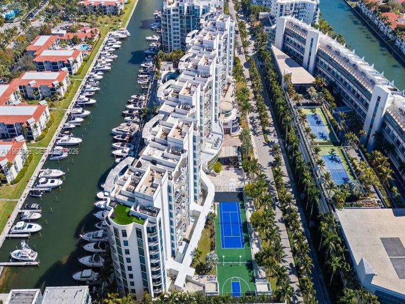 Condo for sale at Uptown Marina Lofts 1019