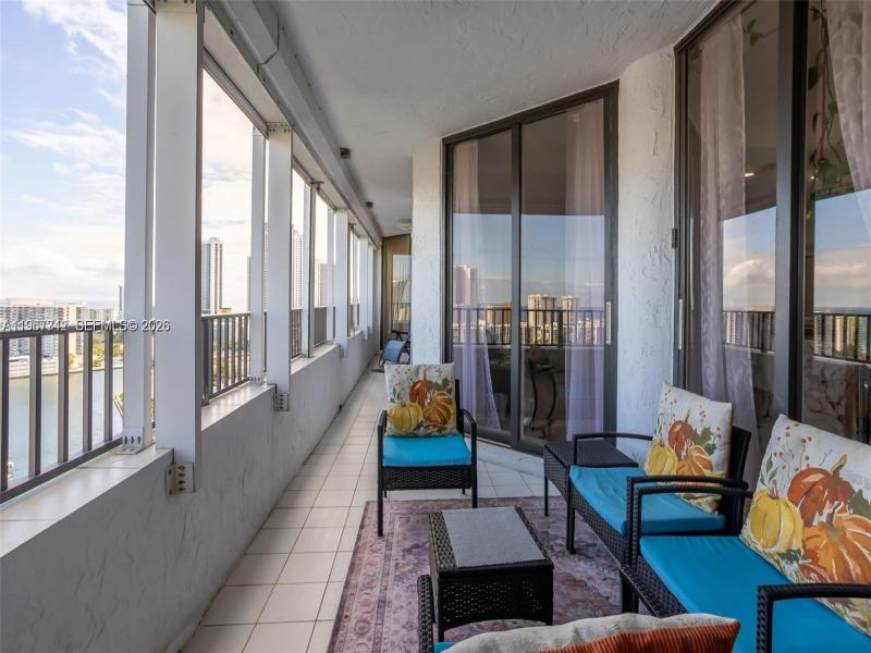 Condo for sale at Anchor Bay Club PH3A