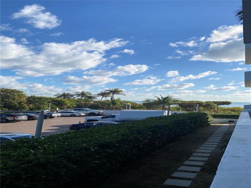 Alquiler de apartamento en Commodore Club East 204