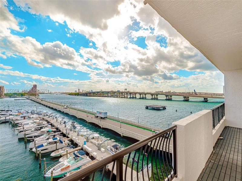 The Venetia Apt #603