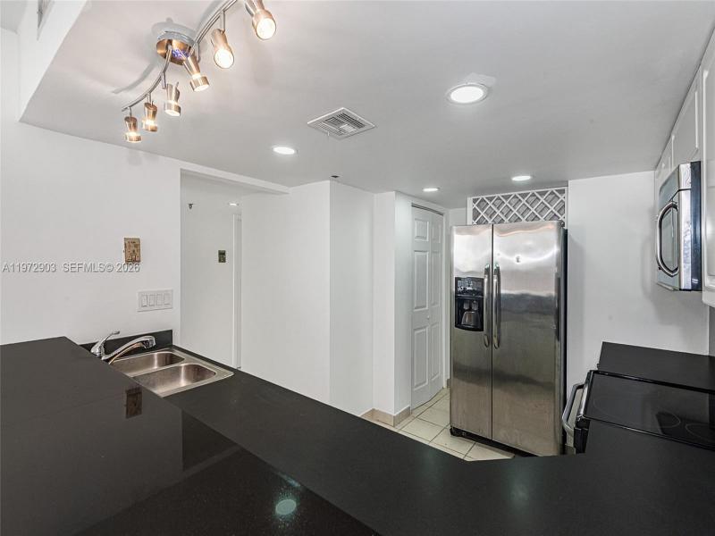 Condo for sale at The Venetia 603