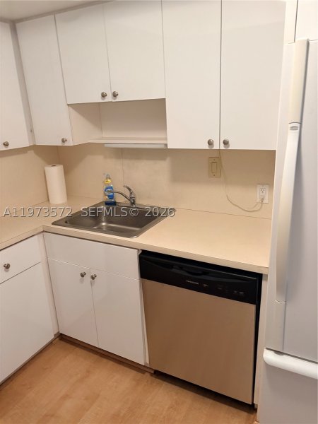 Condo for sale at Arlen House 217