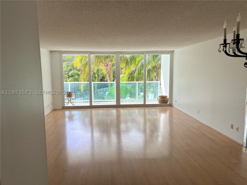 Condo for sale at Arlen House 217