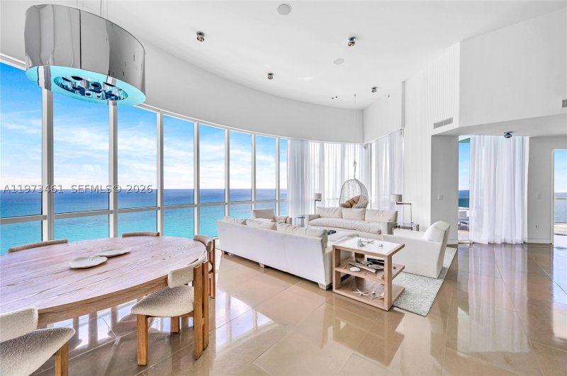 Alquiler de apartamento en Trump Palace 5509