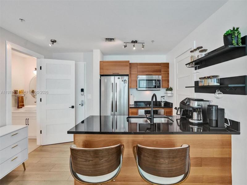 Property photo # 6