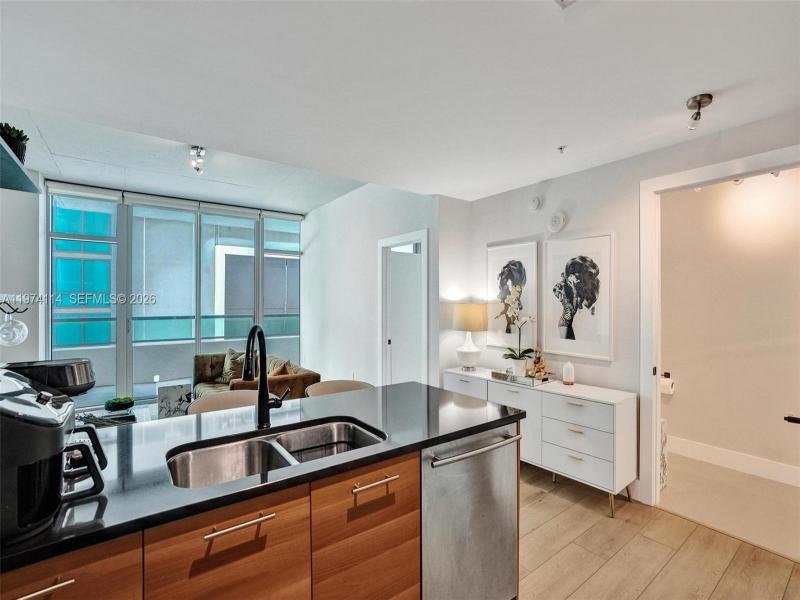 Property photo # 9