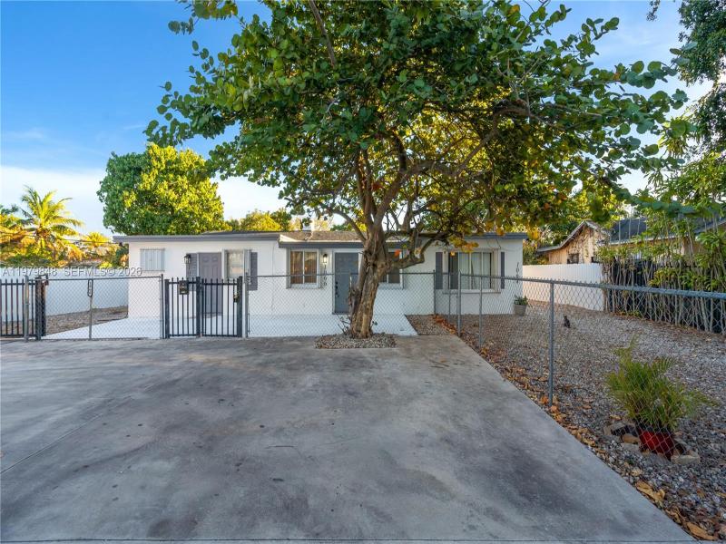 Property photo # 0