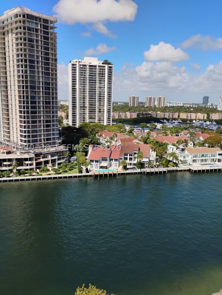 Condo for sale at Ocean View 1619