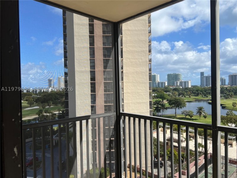 Alquiler de apartamento en Coronado I 1024