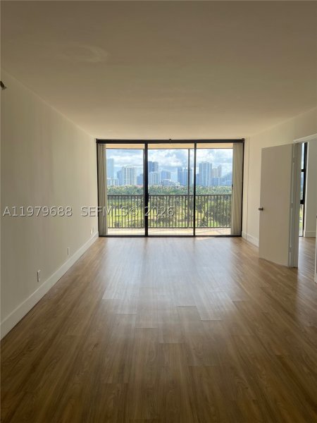 Alquiler de apartamento en Coronado I 1024