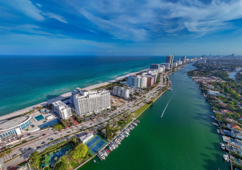 Carriage House Miami Beach Apt #620