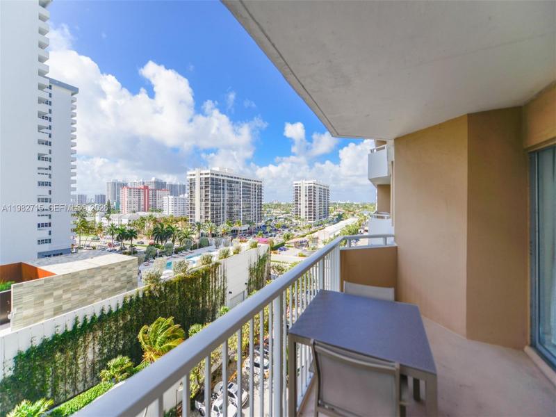 Condo for sale at The Hemispheres 7A