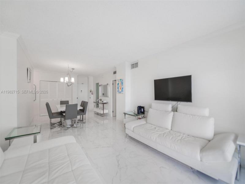 Condo for sale at The Hemispheres 7A